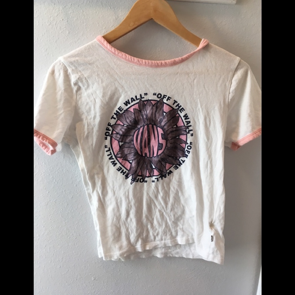 💘VANS WHITE WITH PRINT T SHIRT💘
